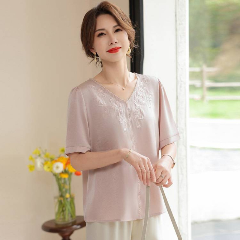 中年妈妈夏装短袖小衫2025新款洋气上衣中老年女装T恤时尚休闲衫