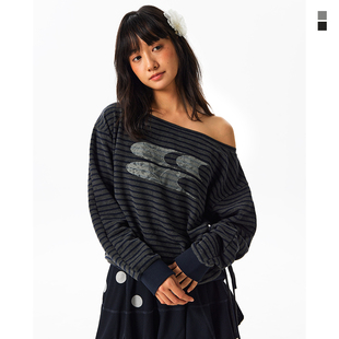 CryingCenter条纹撞色一字肩蕾丝月牙logo斜肩卫衣休闲长袖 女款