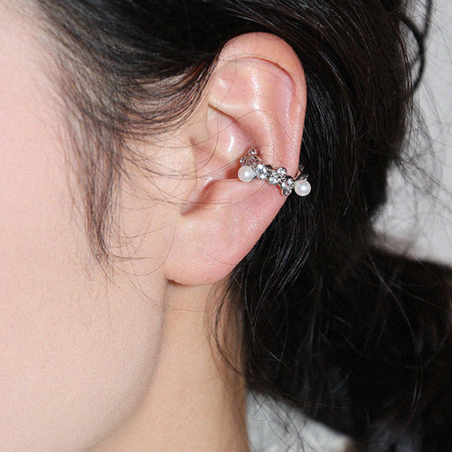 LLab 通体s925 高品质天然淡水珍珠不规则锆石耳骨夹