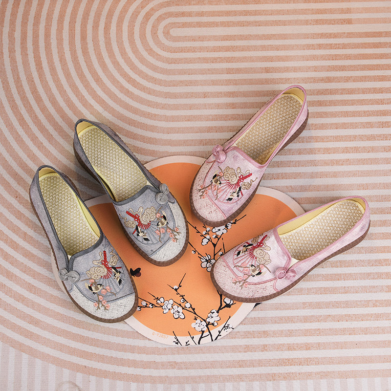 新款老北京布鞋女春夏舒适软底圆头民族风汉服绣花鞋透气妈妈单鞋,女鞋,绣花鞋,淘宝优惠券,粉丝福利购,淘宝优惠卷