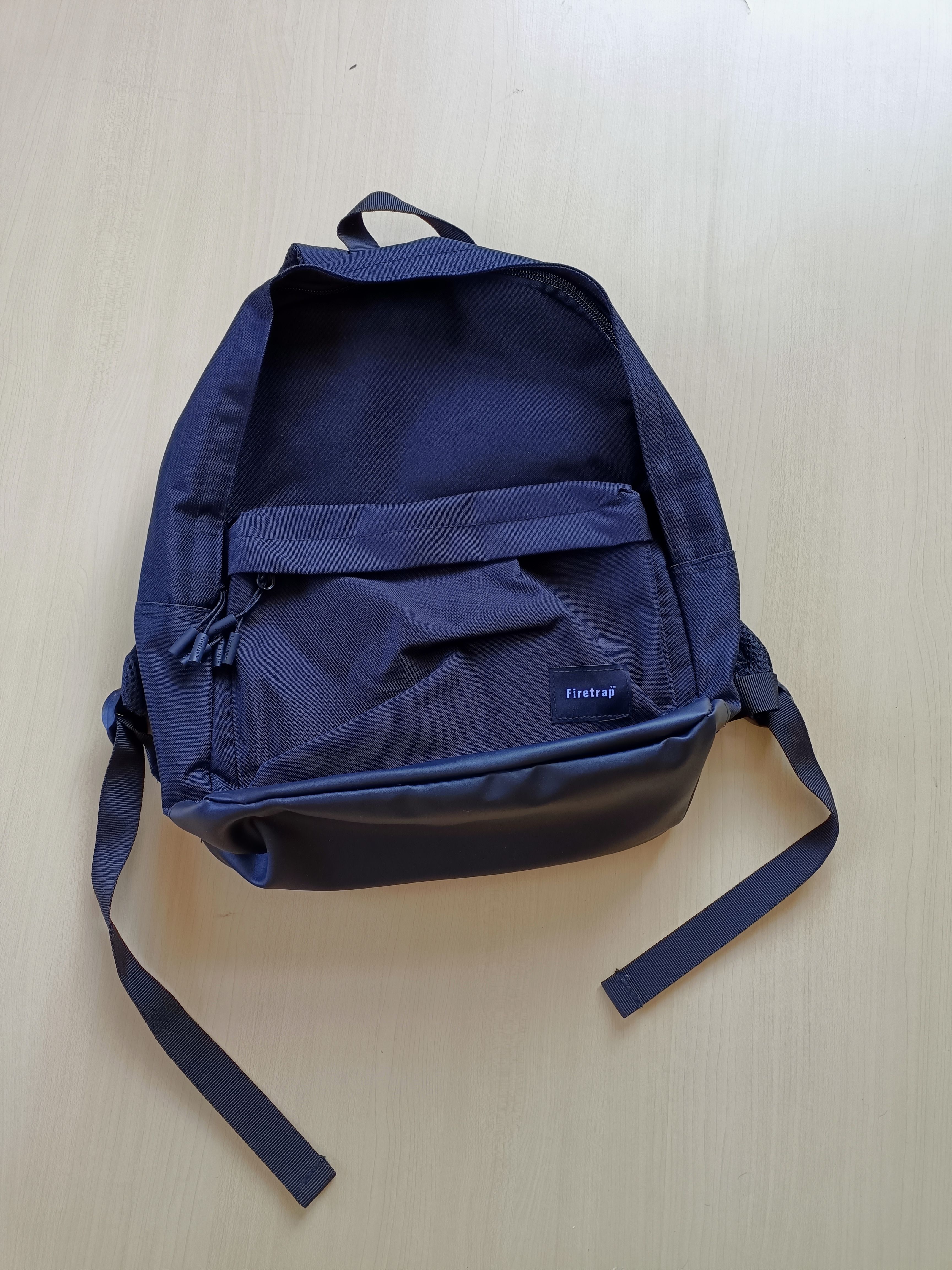 出口欧美原单    简约黑色   双肩包 登山背包