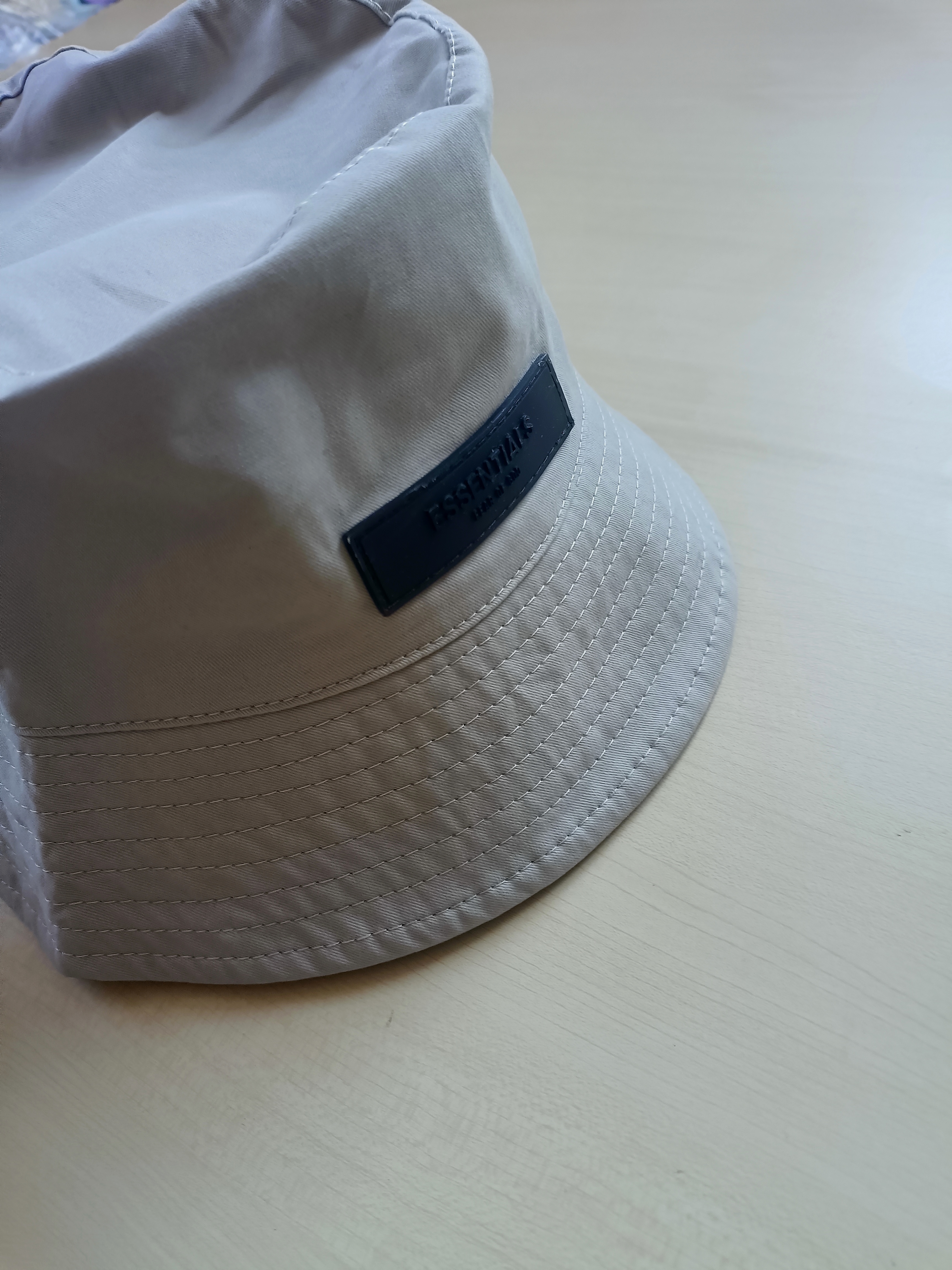 Fear Of God Essentials春季男女情侣款胶标刺绣棉质遮阳渔夫帽