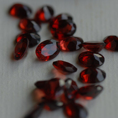 天然铁铝榴石a10a-5  戒面 6*8mm 宝玉石标本石榴石裸石