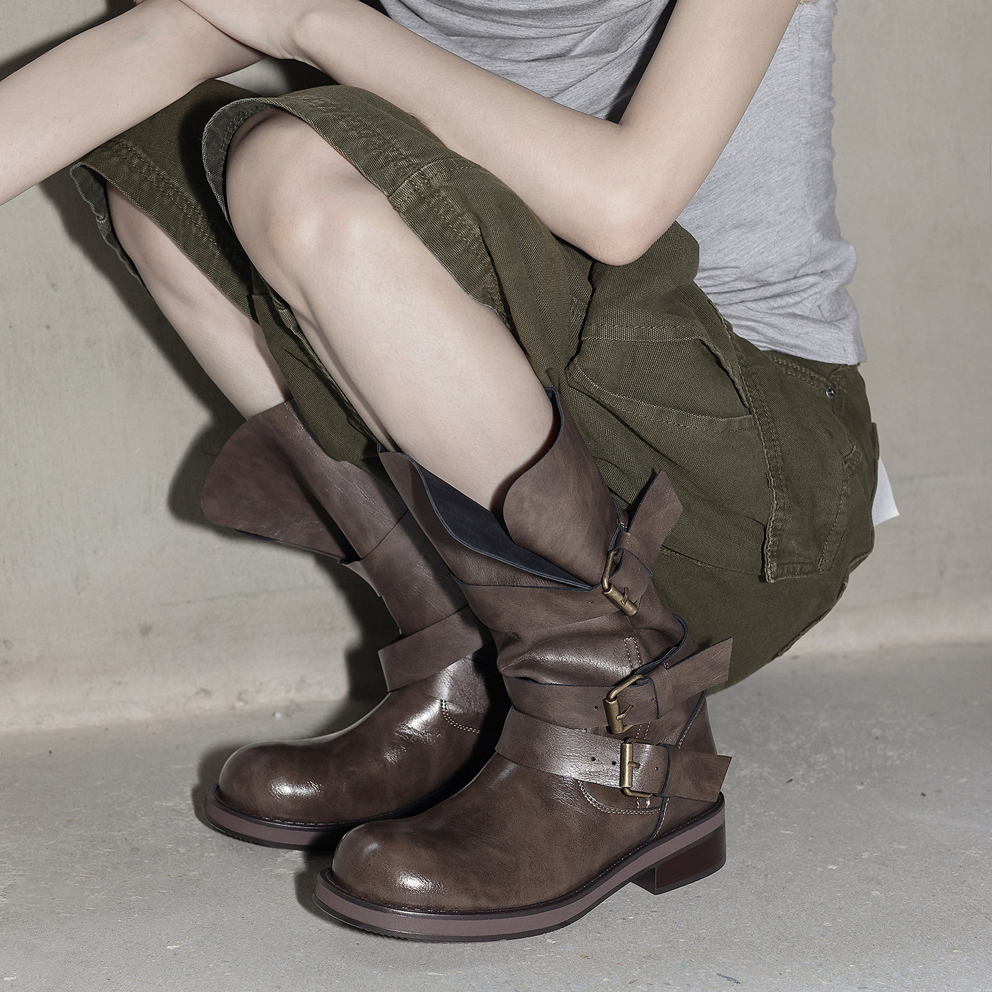 意大利真皮圆头皮带扣骑士靴女2025秋冬百搭粗中跟英伦风中筒靴女,女鞋,骑士靴,淘宝优惠券,粉丝福利购,淘宝优惠卷