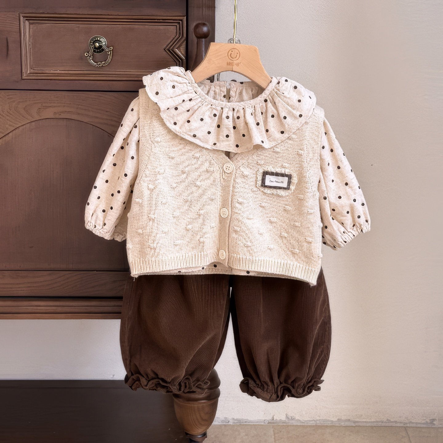 女宝宝春装三件套时尚洋气毛衣马甲圆点大花边领上衣婴儿休闲长裤,童装/婴儿装/亲子装,套装,淘宝优惠券,粉丝福利购,淘宝优惠卷