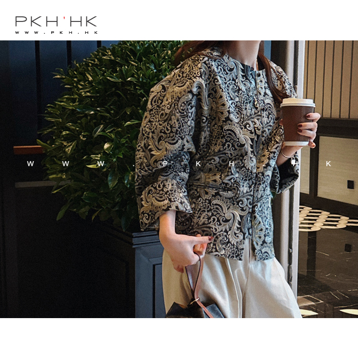 新中式翻袖时髦短外套PKHHK