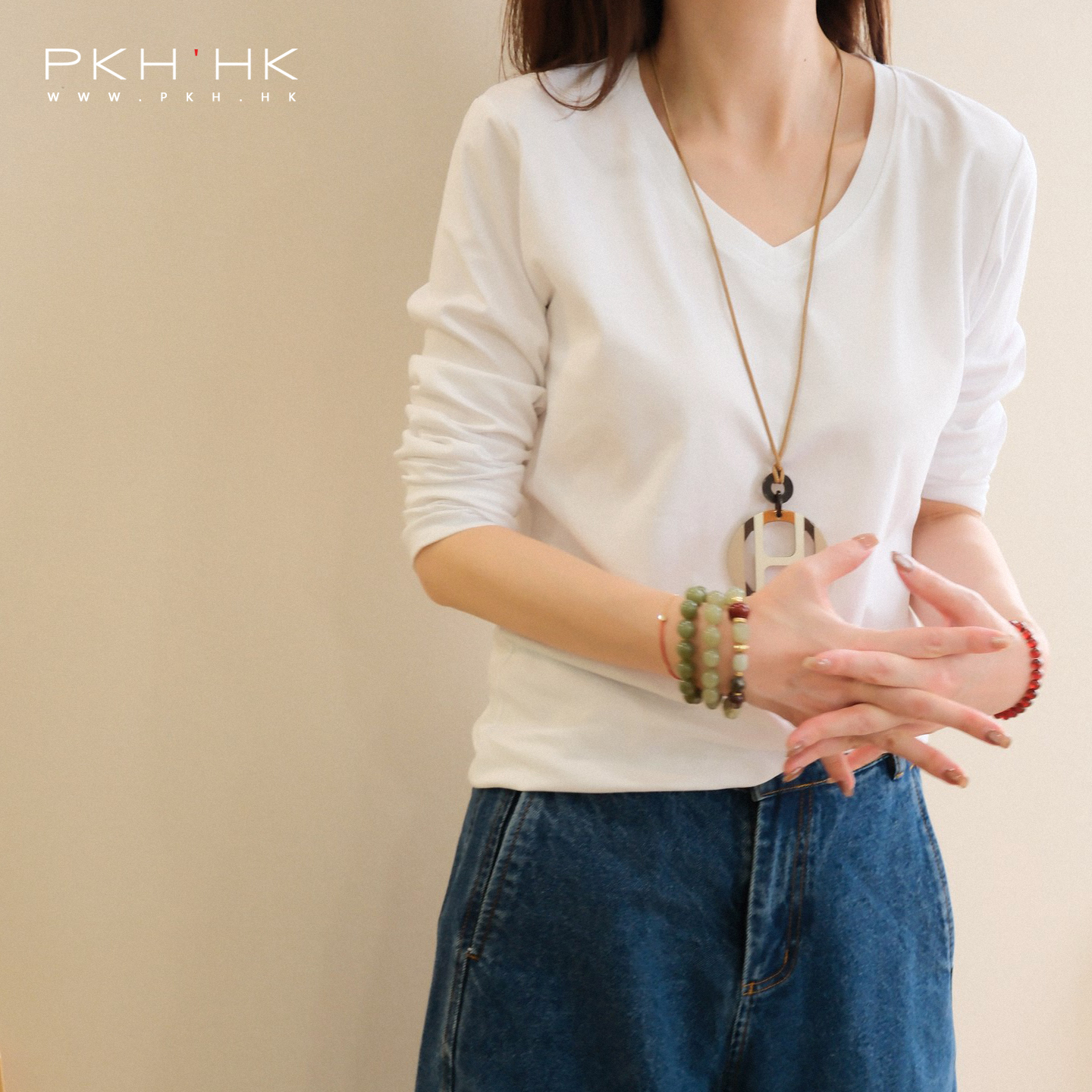 PKH.HK 特 秋上新文自留两色BI入100%长绒新疆棉V领基础修身长袖T