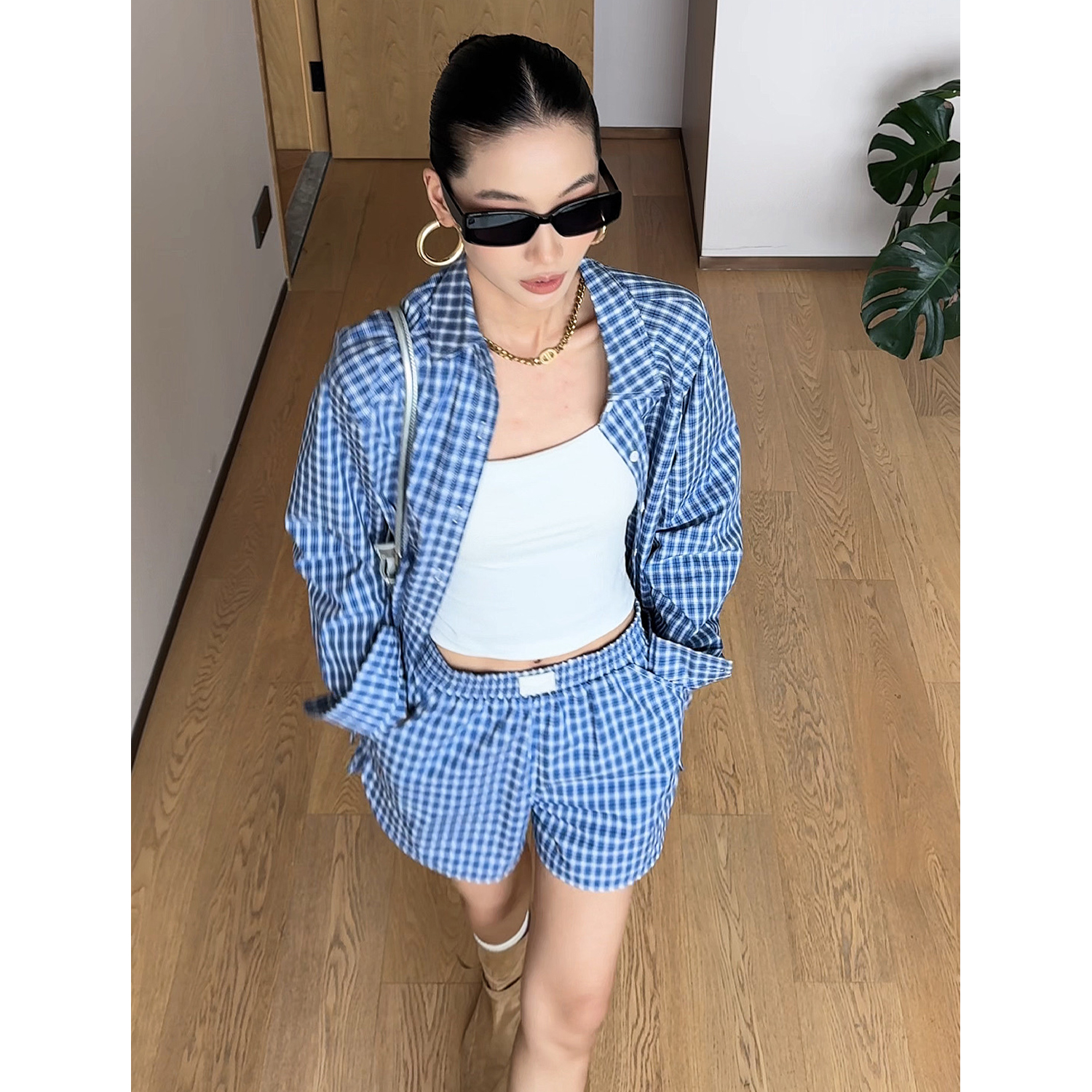 CIZZLEMORE【纽约艺高】插肩格纹长袖衬衫＋A字松紧腰抽绳半身裙