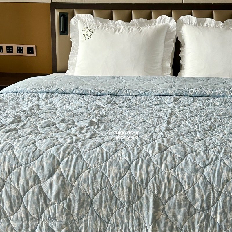 清！纯棉府绸布 手感细腻绵软 花露凝欧式绗缝被出口床盖秋冬床罩