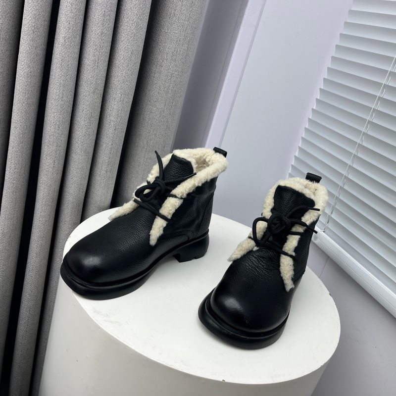 品牌撤柜2025冬季新款断码处理女鞋加厚棉里保暖英伦风显瘦短筒靴