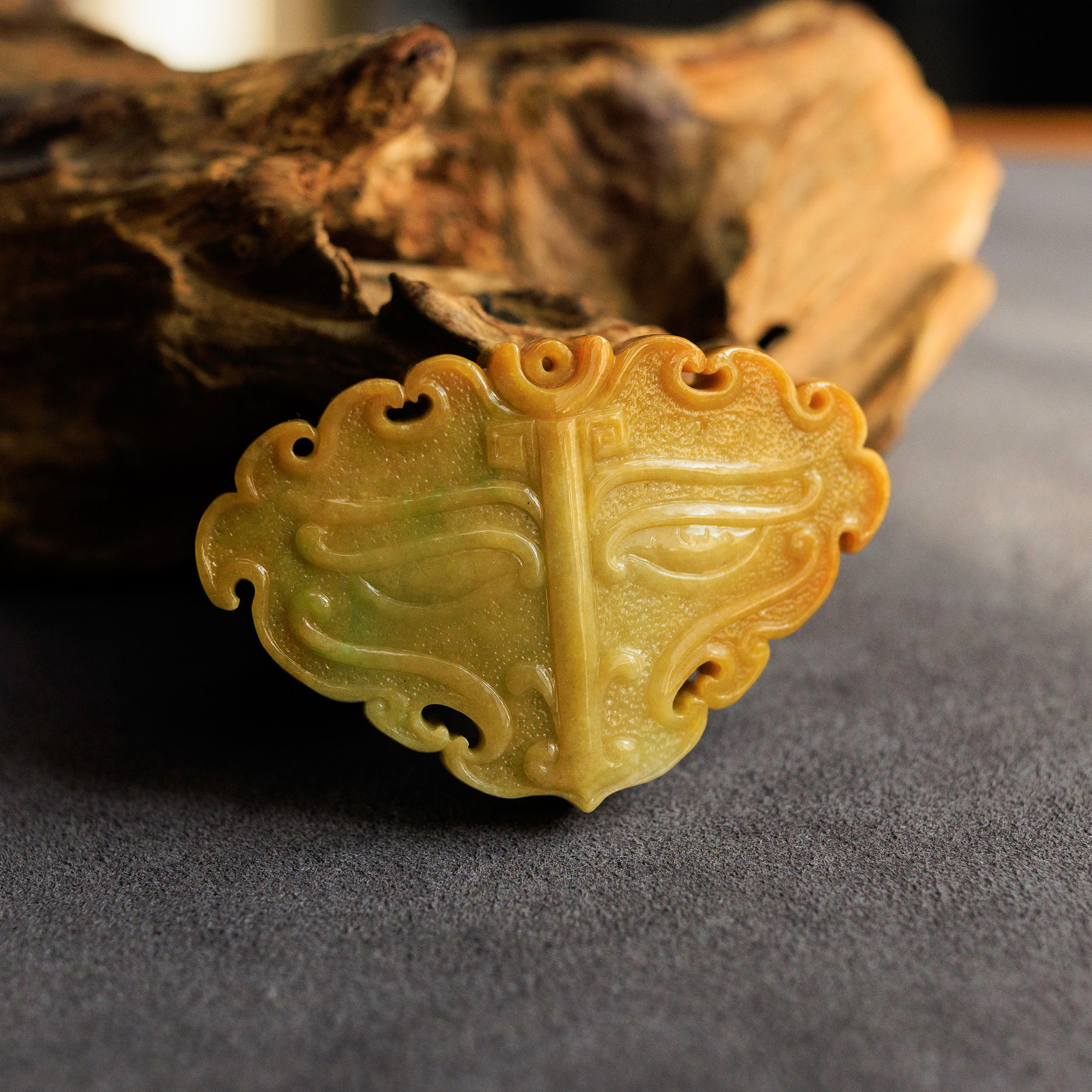 天然翡翠 a货 吊坠 挂件 饕餮 蚩尤 仿古牌 冰种