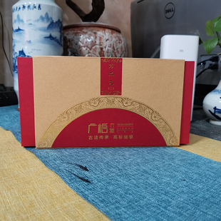 2019年广梧六堡茶古树纯春广西六堡万二文黑茶茶叶500克散茶礼盒