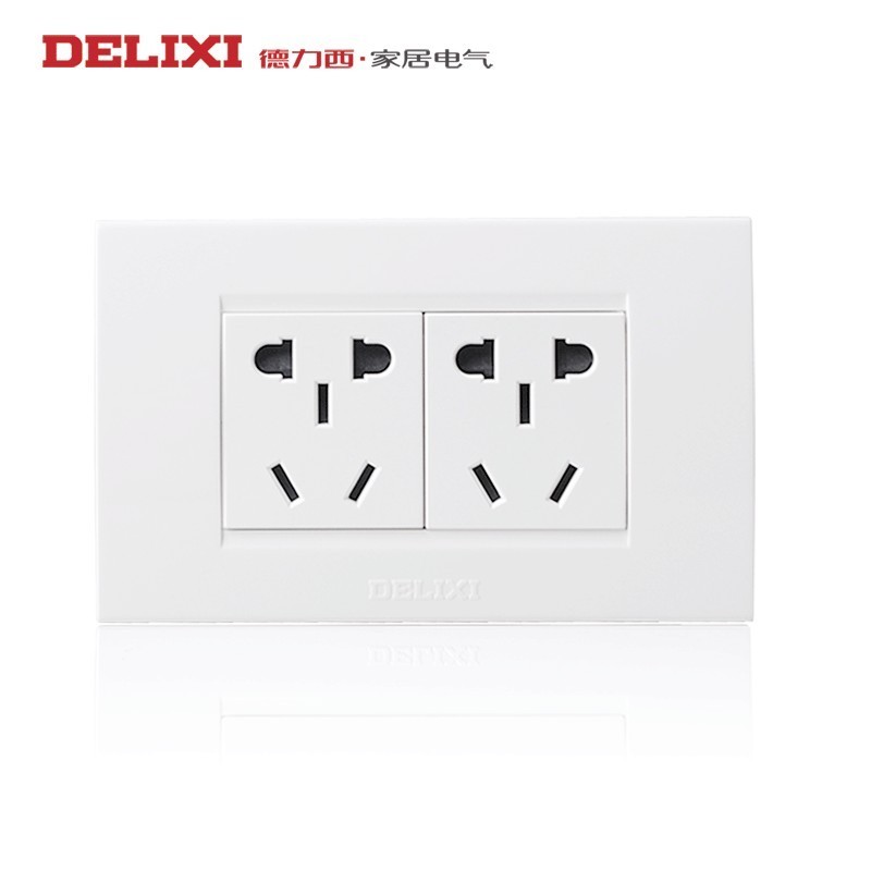 德力西118型五孔电源开关插座