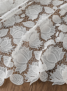 重工牛奶丝水溶蕾丝白色镂空花朵刺绣面料婚纱礼服上衣连衣裙布料