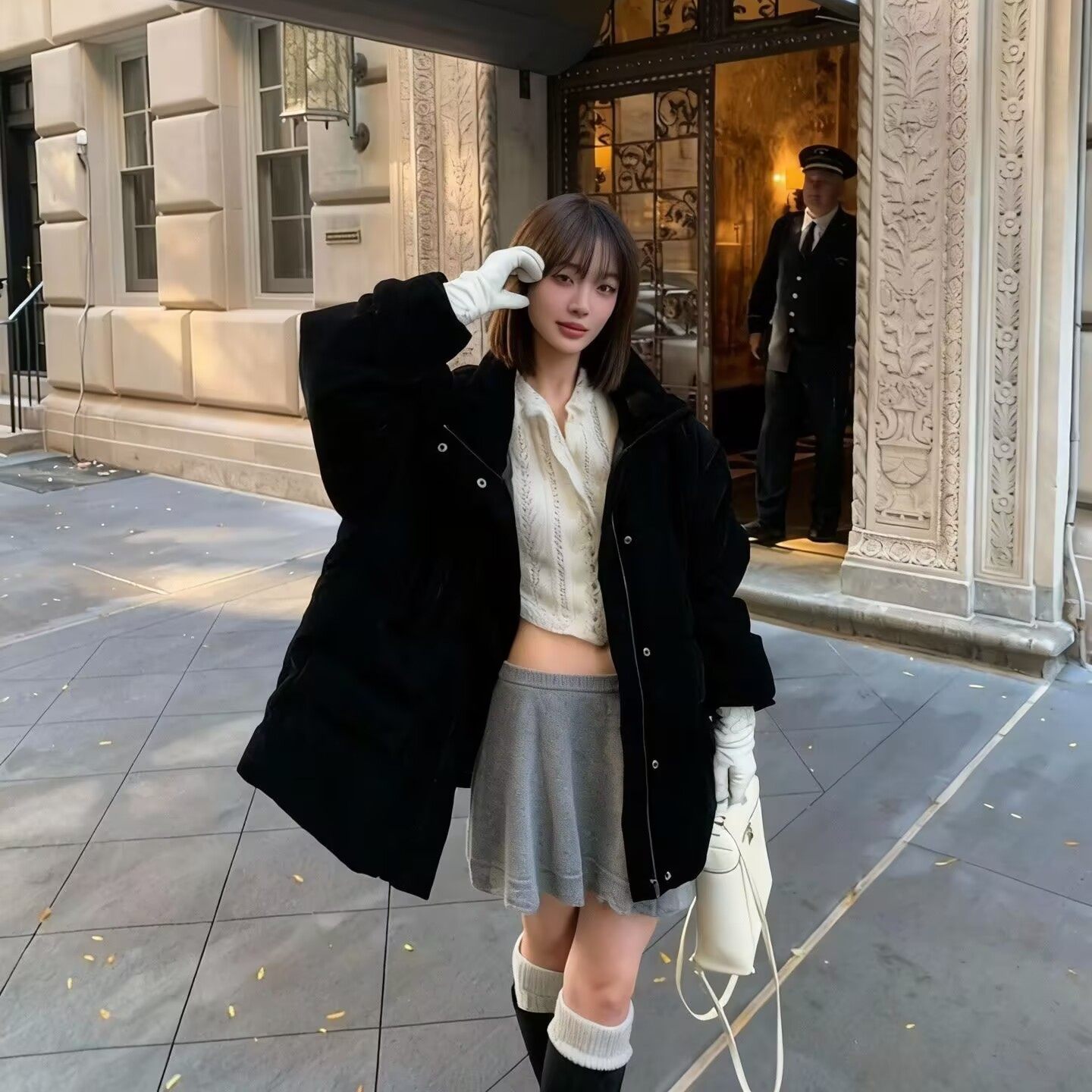 H470121074 韩版25冬时尚立领厚实百搭保暖黑色丝绒羽绒服5