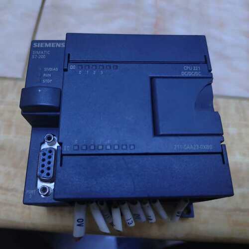 议价拆机西门子CPU221，成色错，实物拍摄。要的私聊，功能包