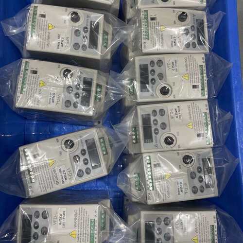 议价全新台达变频器VFD007L21A 没有包装0.75KW 2