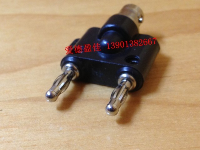 连接器BNC转4MM香蕉插头