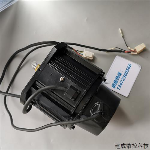 议价全新原装SGMDH-12A2A-YRA1 伺服电机 质量保障 欢迎进店购买