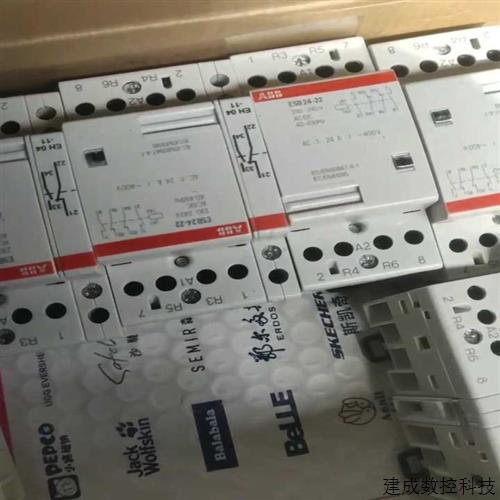 议价(询价)ABB 四极接触器 主触点两常开两常闭ESB2422.