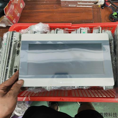 议价威纶10寸触摸屏型号MT8102iE年份20年21年