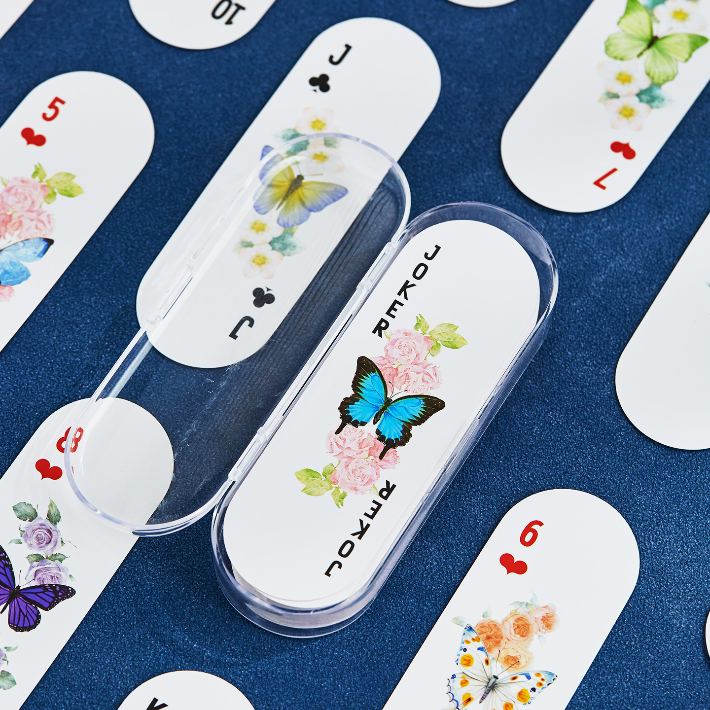 蝴蝶扑克牌高颜值创意圆形纸牌便携掼蛋专用儿童游戏迷你答案卡牌