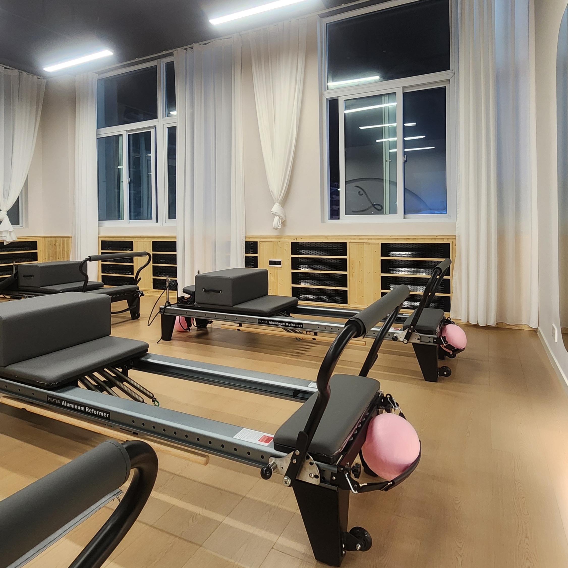 高温瑜伽房施工安装，现场定制