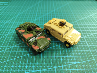 成品1比72塑料军车模型机枪版美国悍马HM吉普车满50包邮