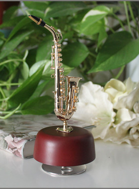 萨克斯模型桌面音乐盒黄铜简约