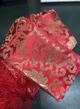 情侣 特产时尚女士真丝装饰全新正品 南京云锦淡黄色花纹真丝围巾
