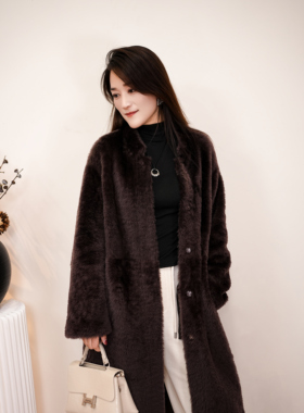 辛芷蕾明星同款西班牙拉贡皮毛一体长款宽松女皮草外套廓形老钱风