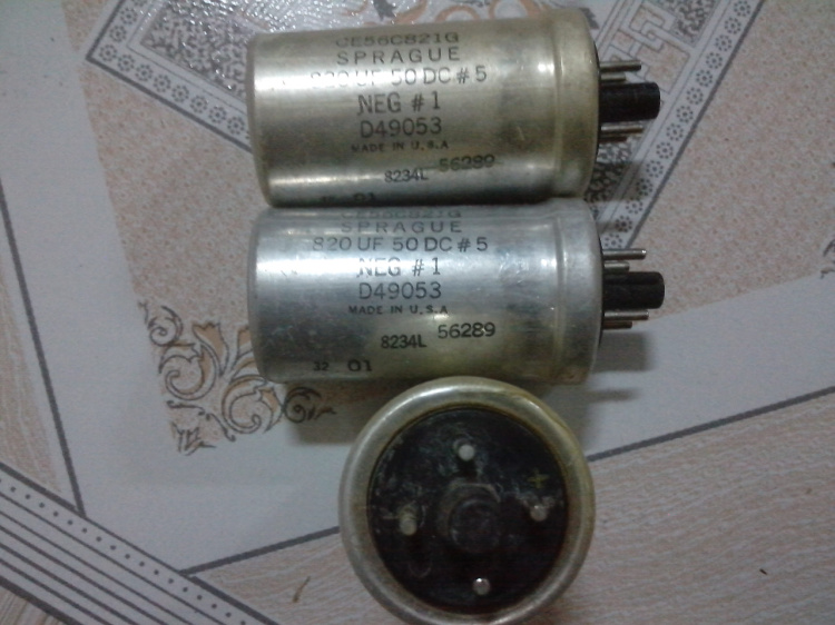 美国思碧SPRAGUE 古董 插脚 50V 820UF 古董发烧电容
