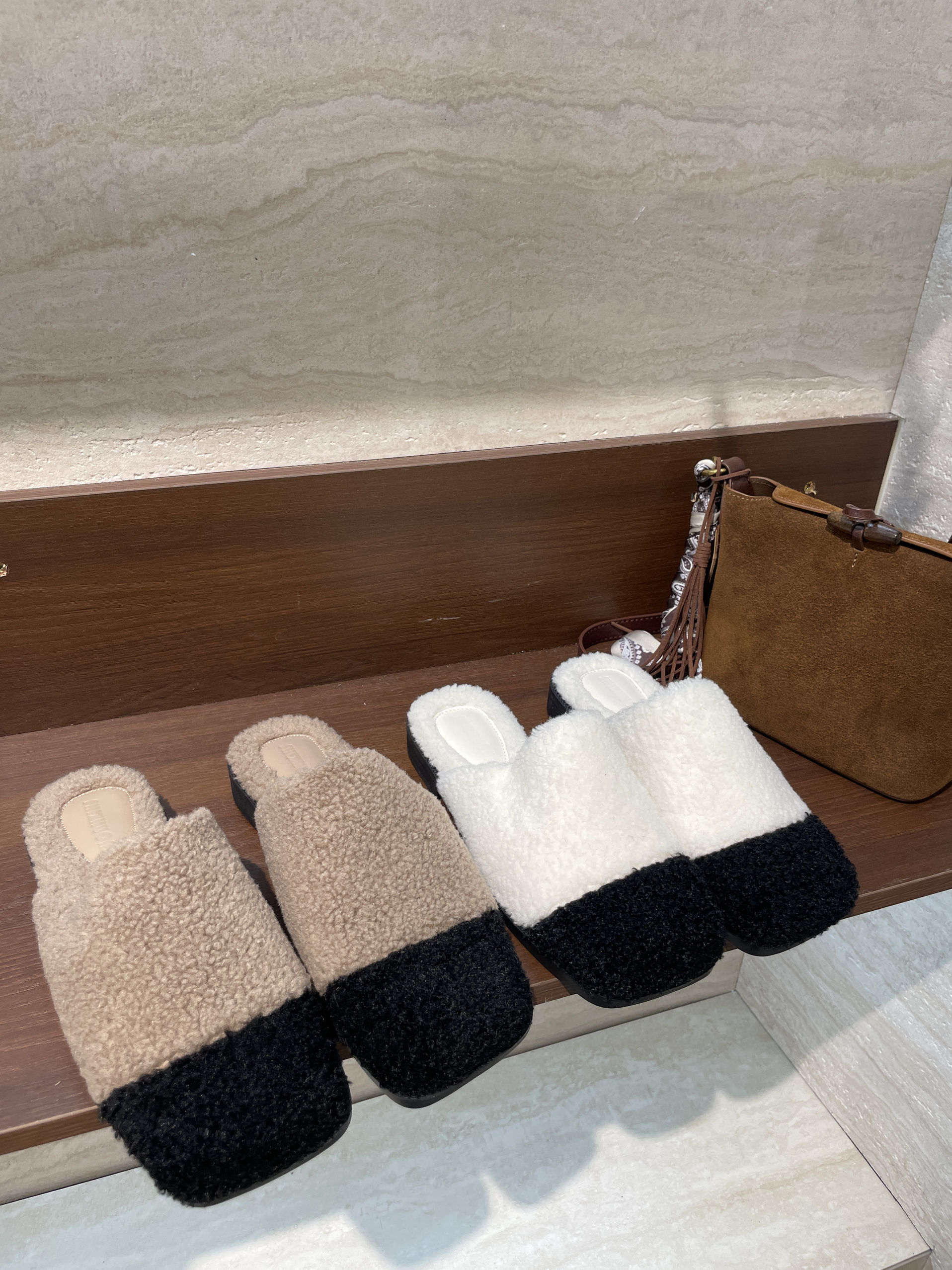 新款毛毛拖鞋女外穿网红时尚羊羔毛拼色包头半拖699-2.B18-3,B1