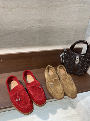 新款时尚百搭高级感舒适柔软女鞋钥匙流苏舒适软底乐福鞋5681.C1