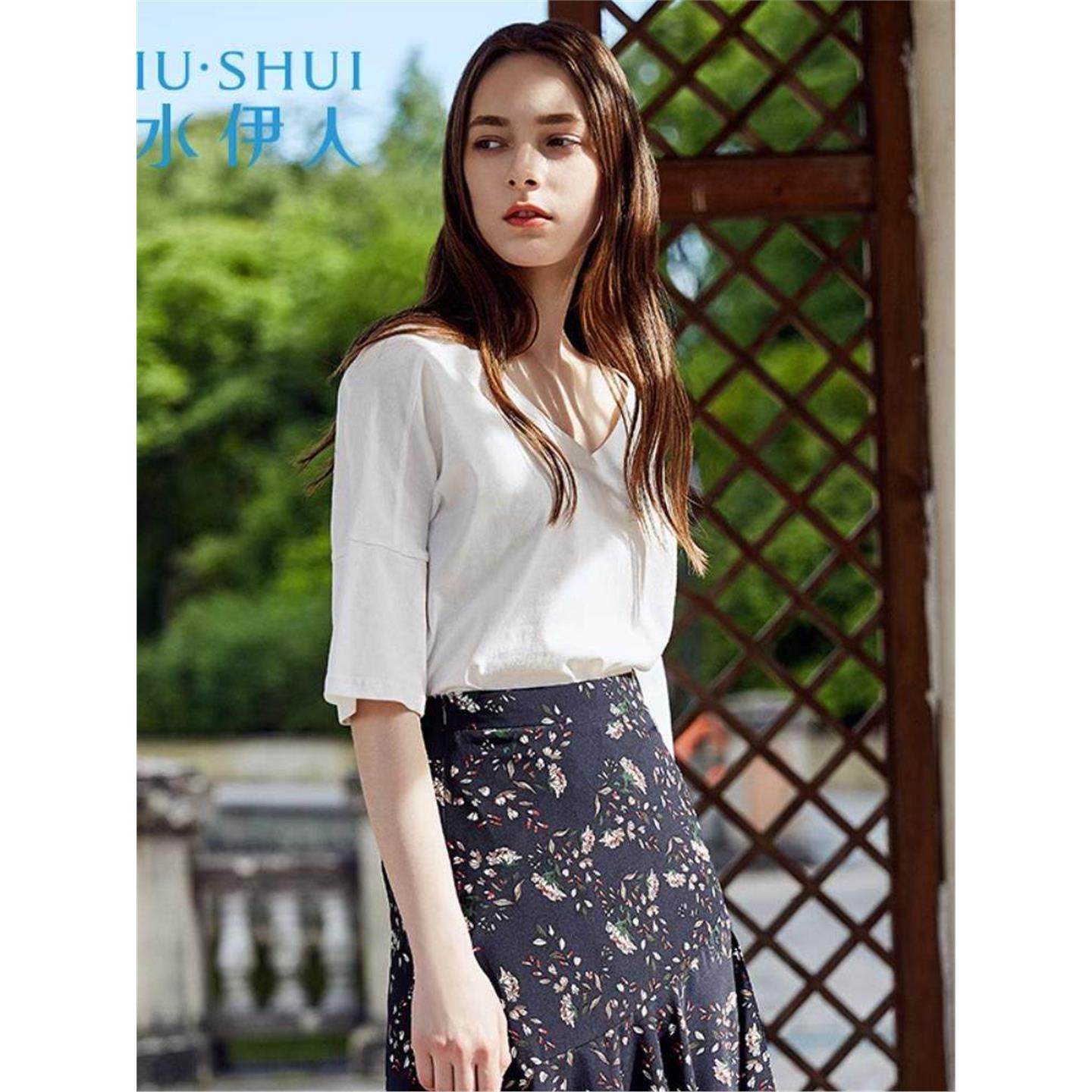 秋水伊人夏装新款女装气质V领休闲直筒五分袖吊带露背T恤上衣I04,女装/女士精品,T恤,淘宝优惠券,粉丝福利购,淘宝优惠卷