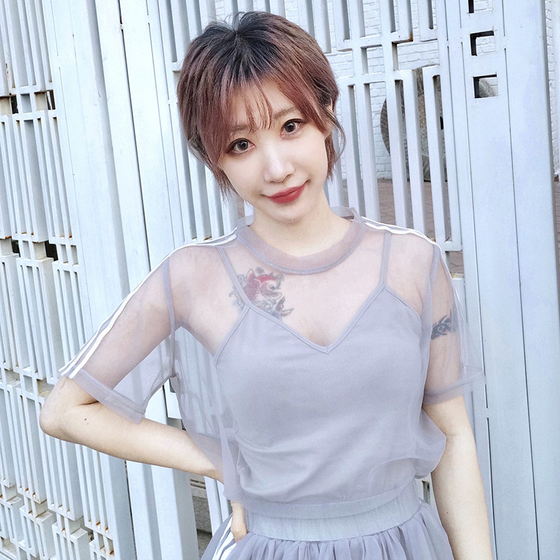 仅一件meowo樱萘原创新品灰色运动风三道杠网纱短袖上衣T恤女