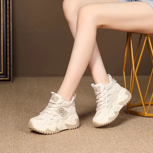 香港真皮高帮小白鞋女2026春新款厚底内增高小个子运动休闲老爹鞋