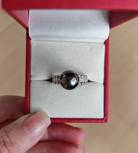 2968 天然海水大溪地珍珠戒指（近无暇极光点位9.7带证）