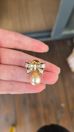 蝴蝶结 天然海水南洋金珠珍珠胸针（点位9.4）