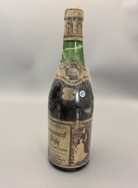 法国罗讷河谷教皇新堡（Châteauneuf-du-Pape）干红葡萄酒1966年