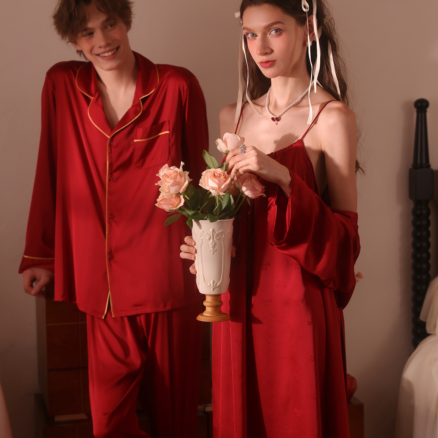 今夕何夕性感红色情侣睡衣女2025新款纯欲风吊带睡裙礼盒装家居服