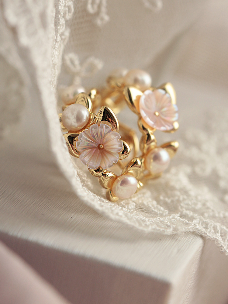 柔美樱花天然粉贝925银针耳环天然淡水珍珠蚊香盘耳夹ZZJ原创设计