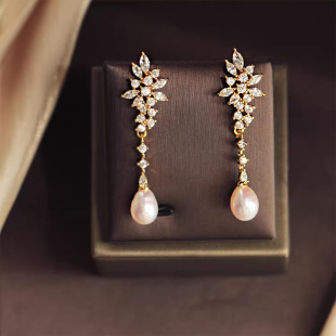 强光天然淡水珍珠925银针耳环闪锆石复古优雅气质长款蚊香盘耳夹
