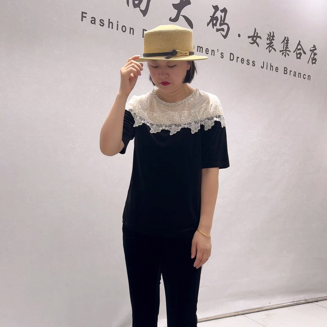 6096女权贵族初秋新品丝绒拼接欧根纱设计感女人味气质衫加大码