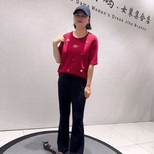 女装 1355芮娜依莲年货春款 加大码 毛巾绣图案减龄洋气T恤衫 新品