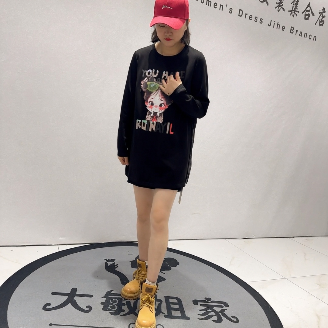 5193芮娜依莲初冬新品潮牌拼接欧根纱时尚百搭减龄衫加大码女装