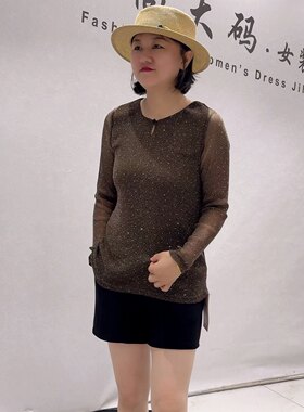 5306芮娜依莲秋款新品亮钻撒银面料时尚洋气减龄打底衫加大码女装