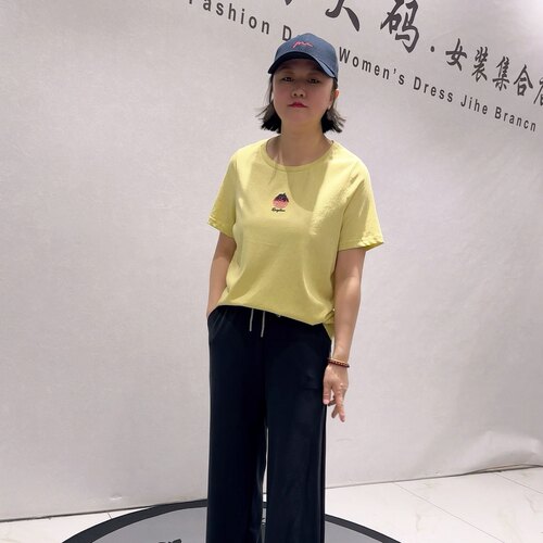 5632芮娜依莲初夏新品简约百搭舒适休闲减龄短袖T恤衫加大码女装