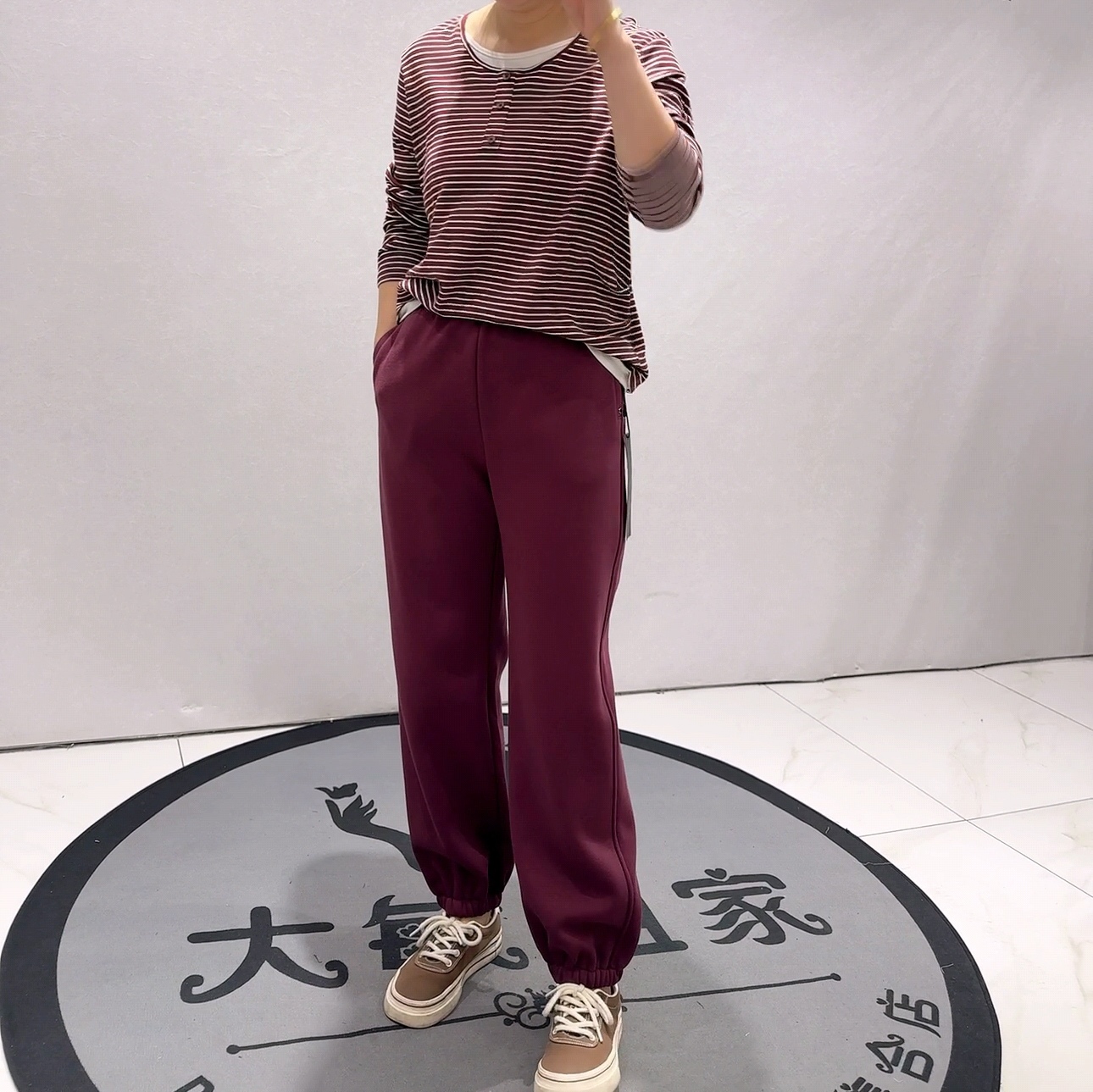 5233针丝缘子汇冬款新品洋气百搭松紧腰保暖加绒裤加大码女裤