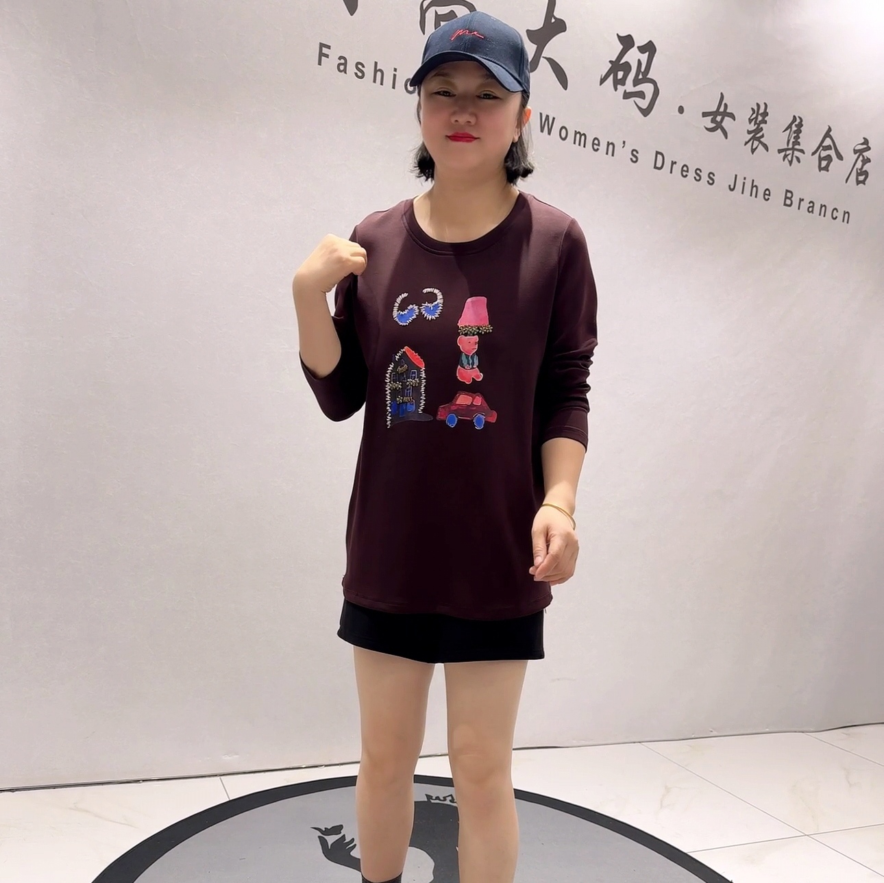 1201女权贵族春款新品罗密欧竖条面料一手长刺绣串珠蛋形减龄衫